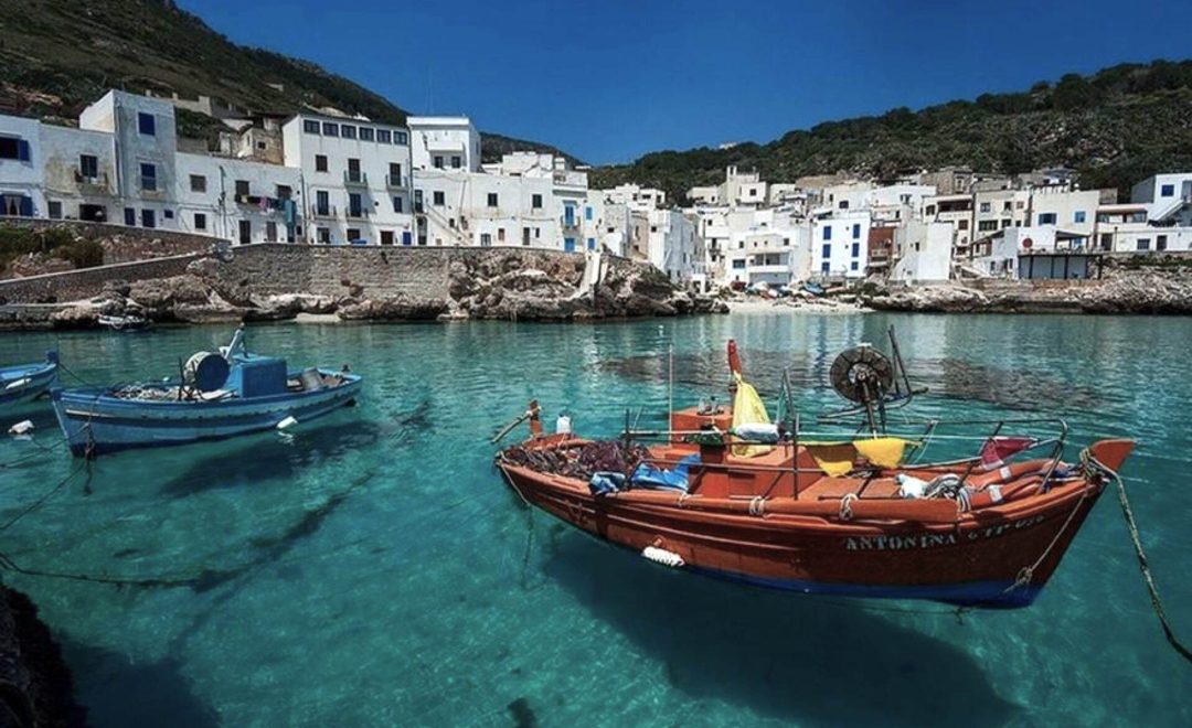 levanzo-cala-dogana-blu-mediterraneo